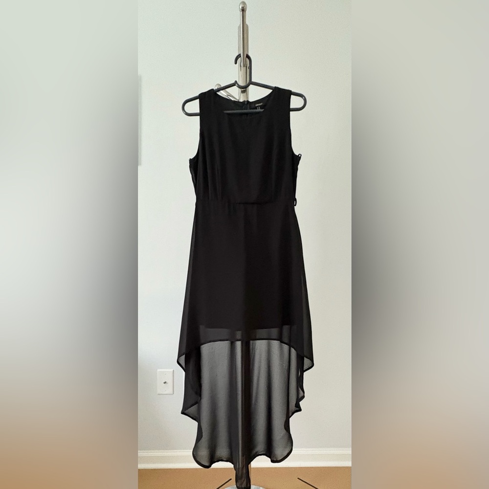 Forever 21 Elegant Black Sleeveless Dress